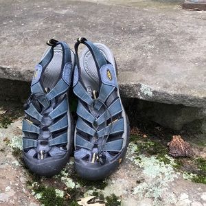 Keen Men's Newport H2 sandals hiking outdoor size 13
